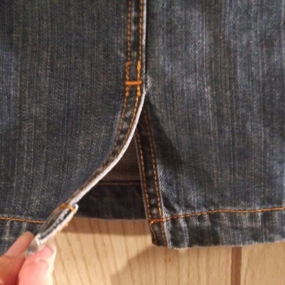 Eddie Bauer Denim Jean Skirt with Pockets - Picture 5 of 11